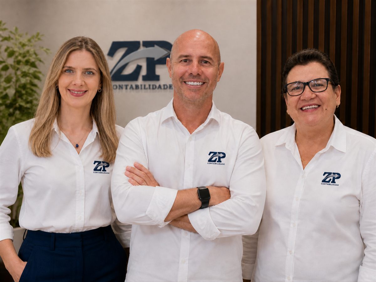 Equipe ZP Contabilidade — Ruchele Vechiato, Fábio Zonolli e Patrícia Perri